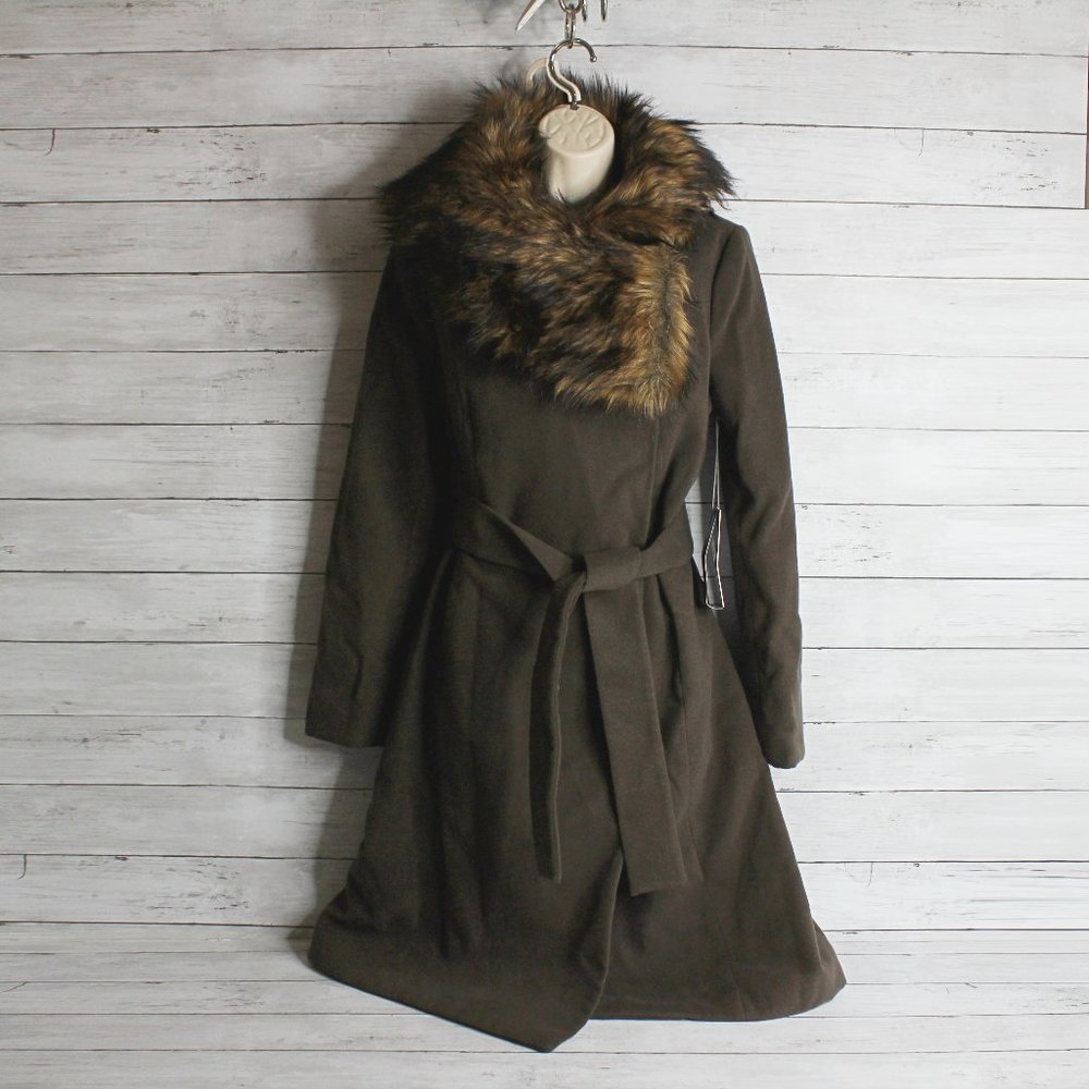 JLO Women's Long Brown Winter Coat Size S Belted Faux Fur Collar - Picture 2 of 6